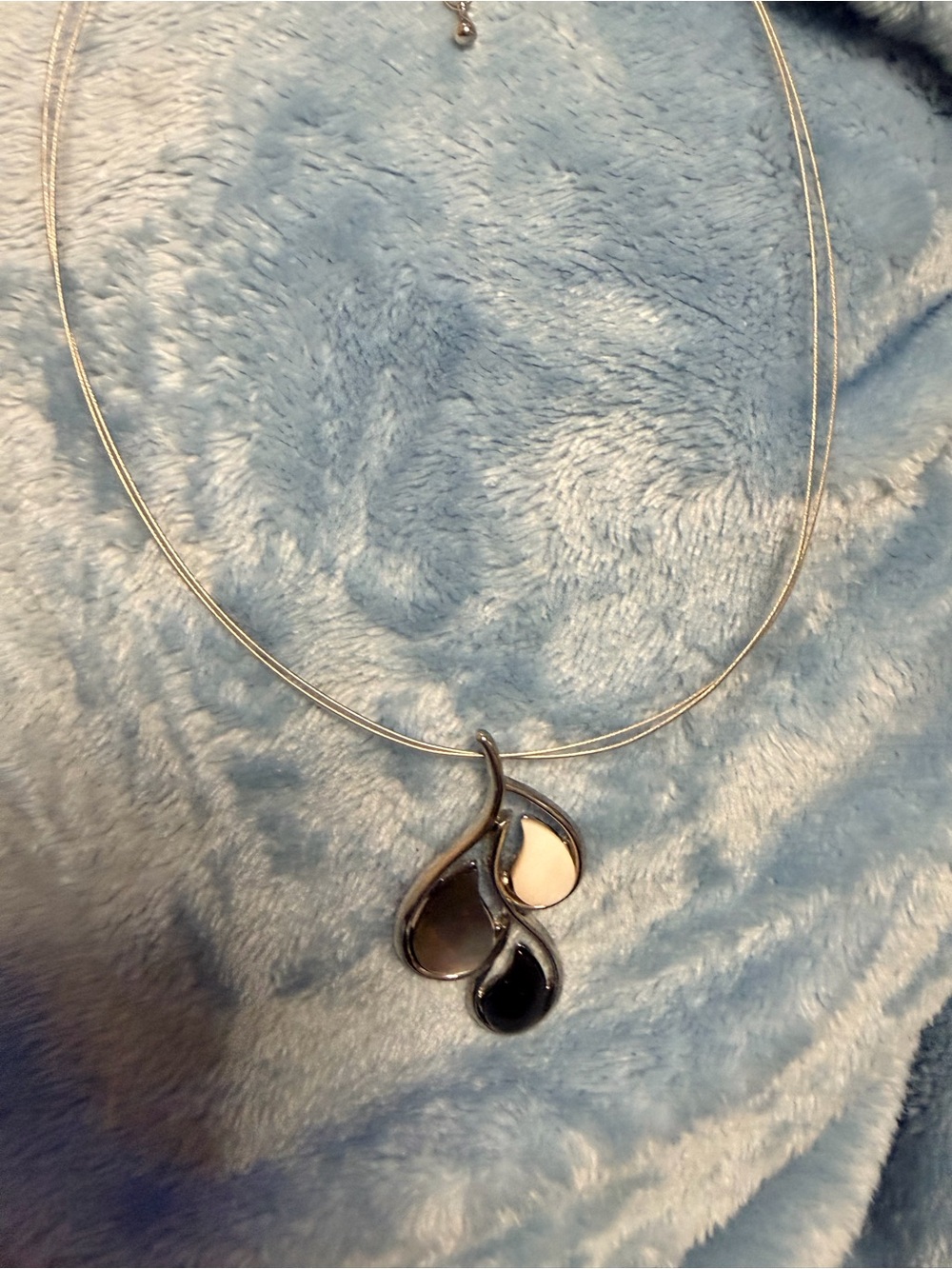 Sophia  teardrop necklace with cute fossil watch